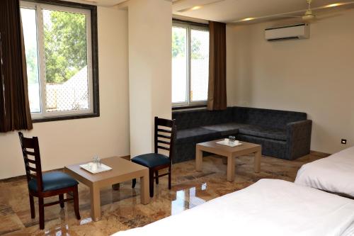 hotel keshav inn