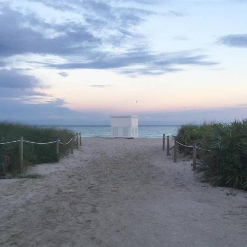 Relax At The Beach 4 THANKSGIVING 2bd2ba w Terrace