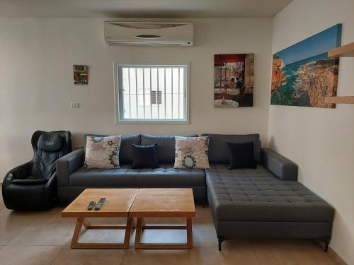 Comfortable Apartment in Χερτζλία Κέντρο Πόλης