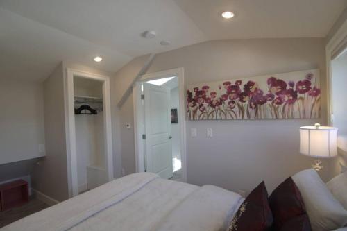 Vancouver Traveller Cottage in Vancouver, Canada