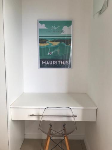 Apartment with a Sea View, Roches Noires (photo 9)