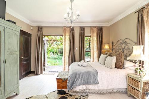 Three Oaks – Cape Town, TX