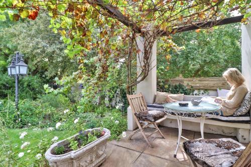 Three Oaks – Cape Town, TX