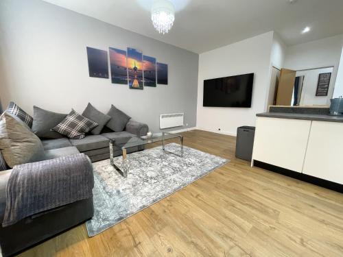 Exquisite 2BR Flat near Central Train Station, Glasgow (photo 7)