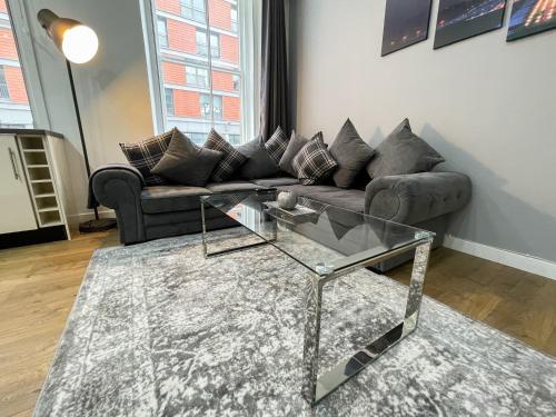 Exquisite 2BR Flat near Central Train Station, Glasgow (photo 8)