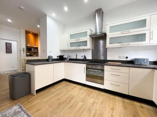 Exquisite 2BR Flat near Central Train Station, Glasgow (photo 11)