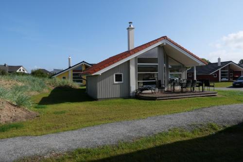 Resort 2 Beach House B 69