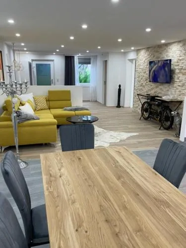 außergewöhnliche Kellerloft in Innsbruck, Österreich