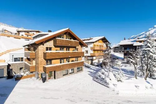 Hotel Sonnblick in Lech am Arlberg, Österreich