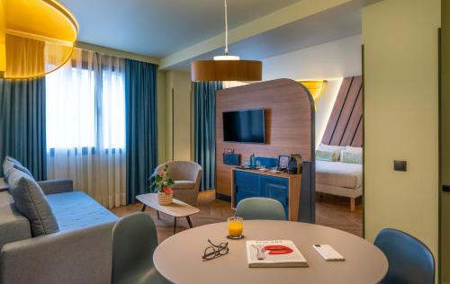 Double Room with Lounge room in Ibis Styles Madrid City Las Ventas