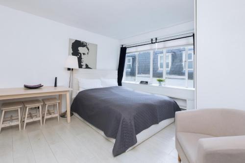 Studio Flat at Paddington Central London Zone 1, London