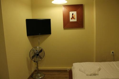 2 twin beds