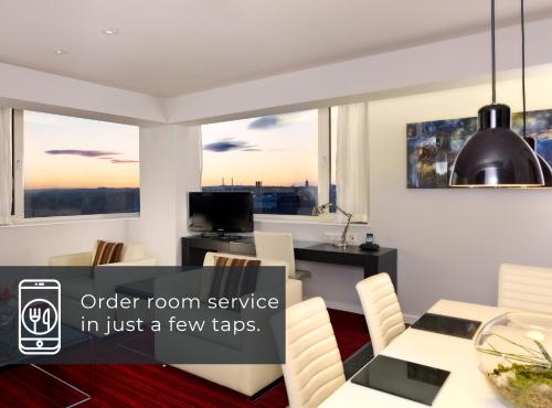 Park Plaza Leeds - image 3