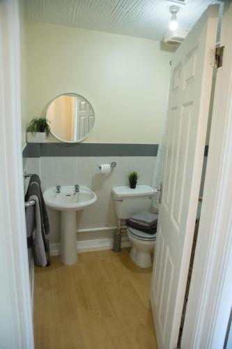 Central Penthouse in Converted Church - Free parking - Free WiFi