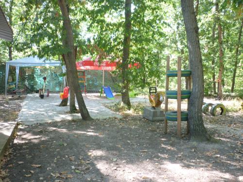 ملعب للأطفال, Nimpha Bungalows in Zelenika