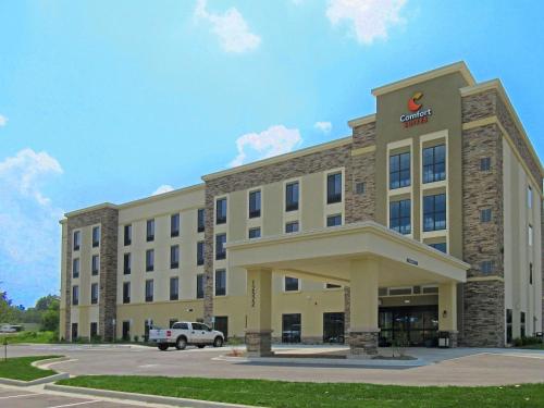 Comfort Suites Grandview - Kansas City - 숙소 외관