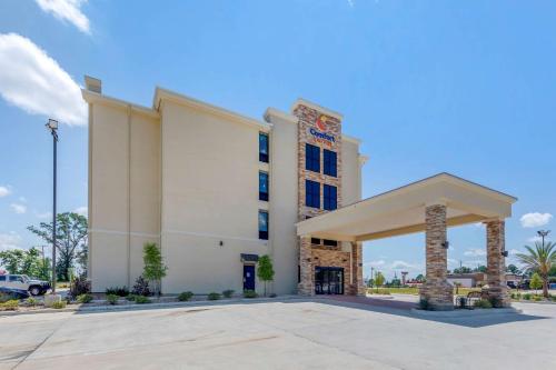 Comfort Suites West Monroe near Ike Hamilton Expo Center