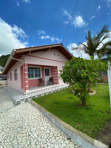 Casa Veraneio em Zimbros - Bombinhas