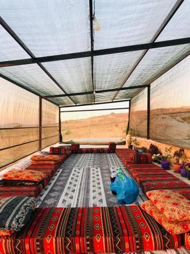Ein lahda camp-site in Outro