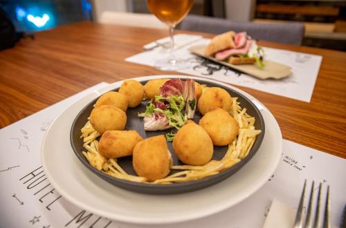 Hotel Melibea by gaiarooms - image 9