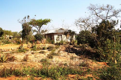 Emlanjeni Guest Lodge