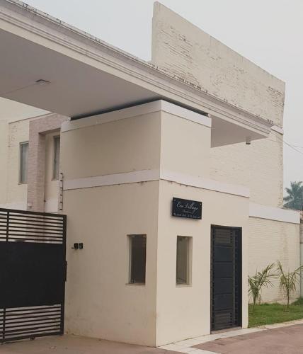 Sobrado 2 amplo e confortável em condomínio