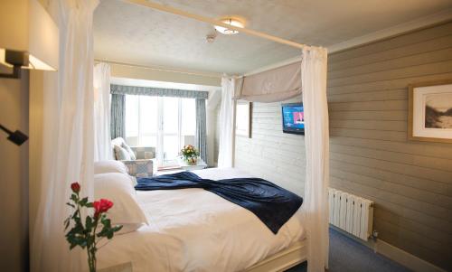 Cobo Bay Hotel in Grandes Rocques