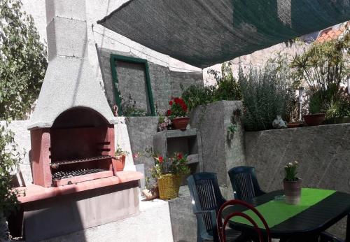  Apartment Fani - afordable with parking in 51564 Čunski