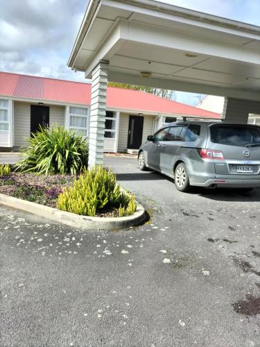 . Hawera studios and appartment