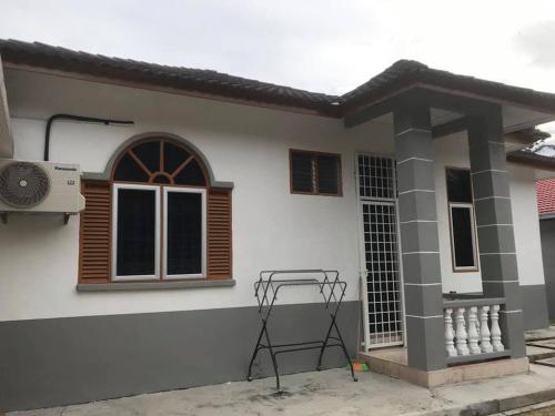 D' Mawar Homestay