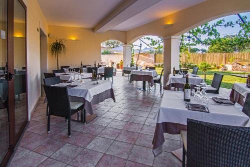 Hotel La Perla - image 3