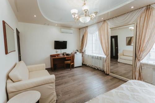 Hotel Lena - image 12