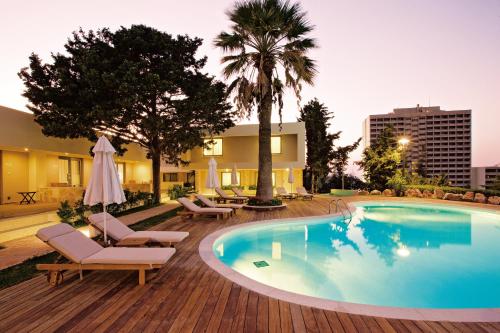Rodos Palace Hotel - image 2