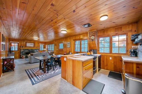 Knotty Pine Cabin, Joseph (foto 10)