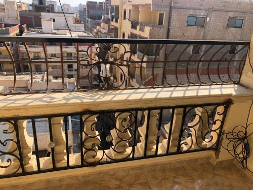 Balkons/terase, AC, Wi-Fi Shahrazad Beach Apartment-1 in Agami