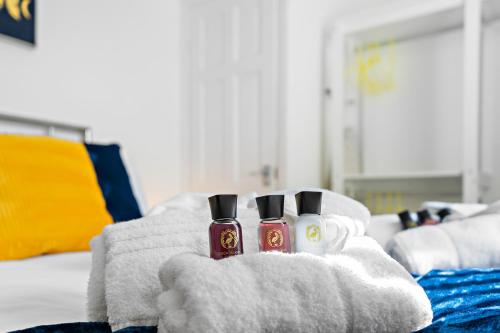 Stay In Cardiff Canton St John's Court Apartment - image 3