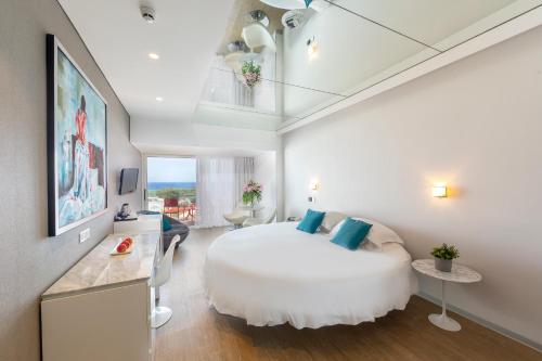 Faros Hotel in Ayia Napa