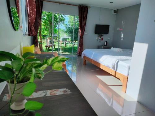 Baan Mai Hom Resort Suan Phueng