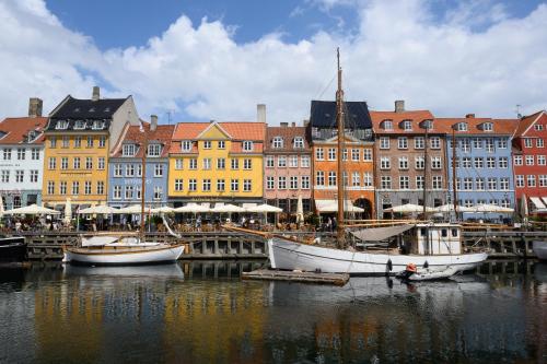 Sanders Stage - Enchanting Four-Bedroom Apartment Near Nyhavn