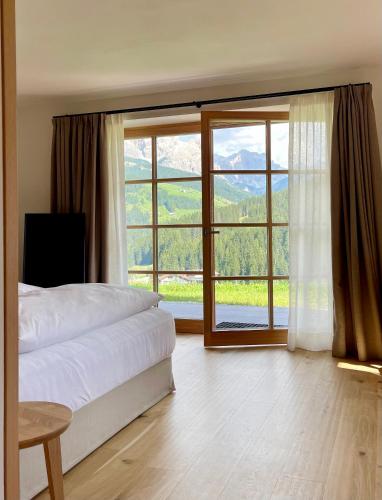  Surrounded by green - Luxury Chalet at the foot of the Dolomites in Stern