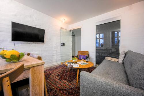 Cozy 2-bedroom apartment in downtown Copenhagen - image 4