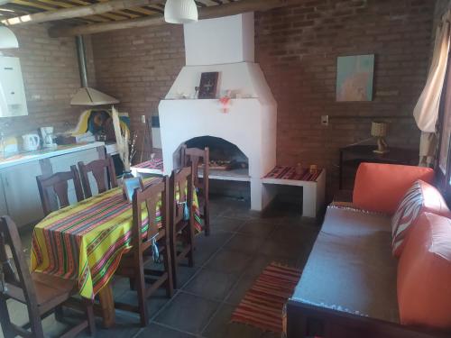 virtuve, Raices Ongamira in Ongamira