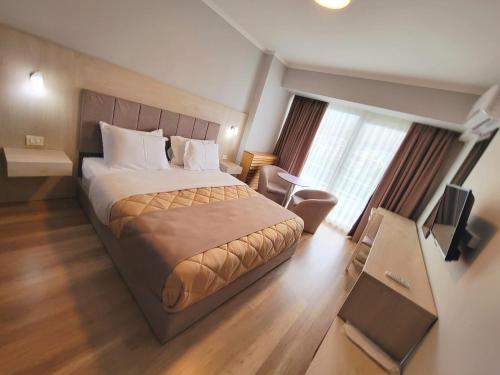 1 queen bed