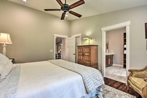 Renovated Lakeside Home with Private Boat Dock! Renovated Lakeside Home with Private Boat Dock!