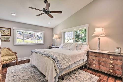 Renovated Lakeside Home with Private Boat Dock! Renovated Lakeside Home with Private Boat Dock!