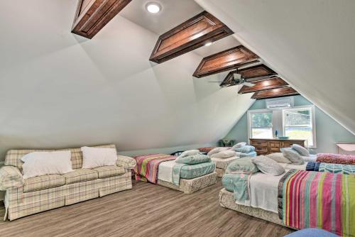 Renovated Lakeside Home with Private Boat Dock! Renovated Lakeside Home with Private Boat Dock!