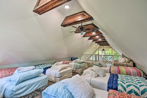 Renovated Lakeside Home with Private Boat Dock! Renovated Lakeside Home with Private Boat Dock!