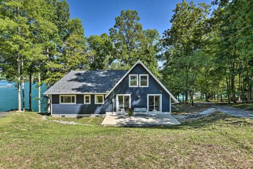 Renovated Lakeside Home with Private Boat Dock! Renovated Lakeside Home with Private Boat Dock!