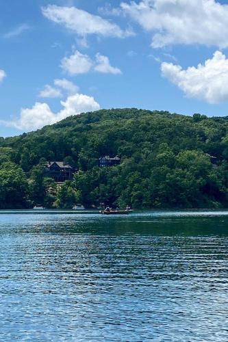 Jasper Cabin with Pool and Lake Access, Near Hiking!