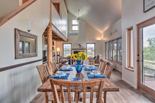 Dreamy Santa Fe Hideaway with Mountain Views! in Santa Fe, USA